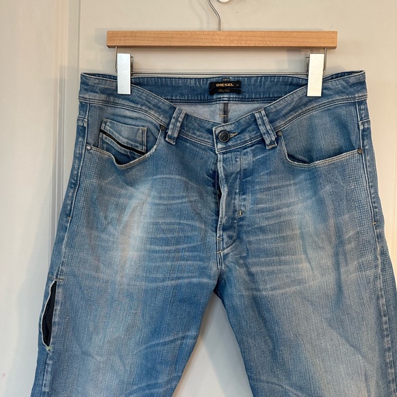 Diesal Gold Label Button Fly Side Hip Pocket Classic Straight Leg Jeans, 34W/32L - Picture 8 of 10